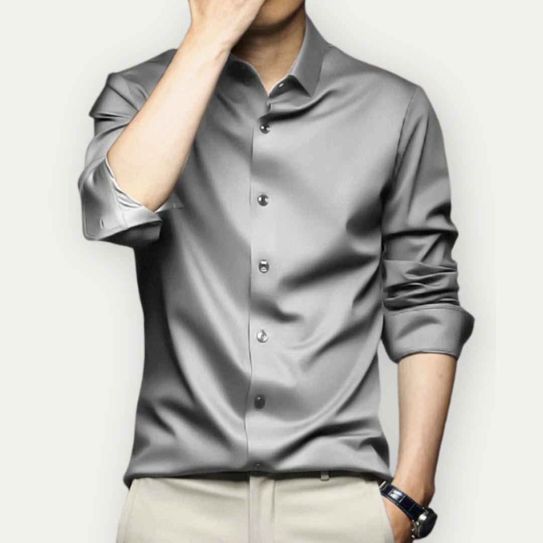 Stryk- och skrynkelfri herrskjorta i modern slim fit