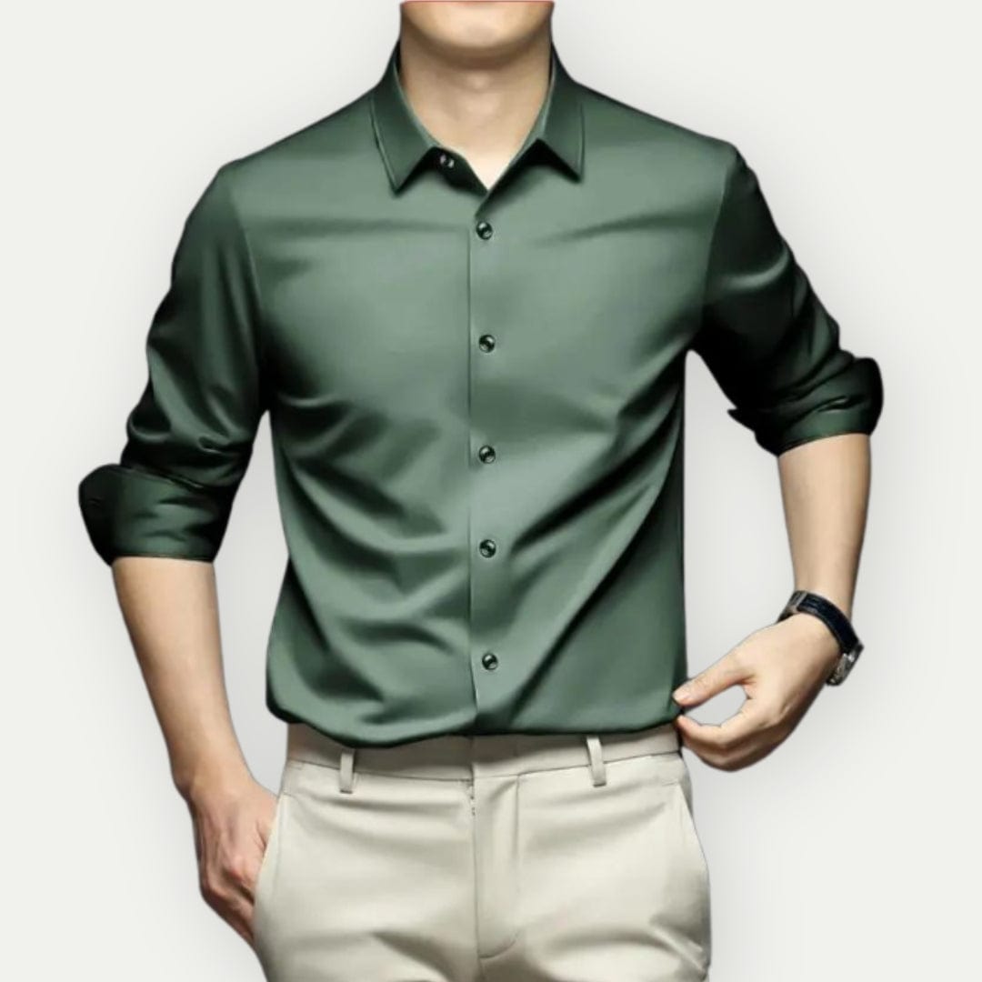 Stryk- och skrynkelfri herrskjorta i modern slim fit